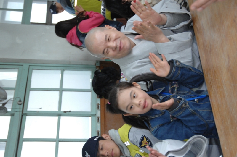 2010.04.14_승가원 장애아동 도자체험 (94)